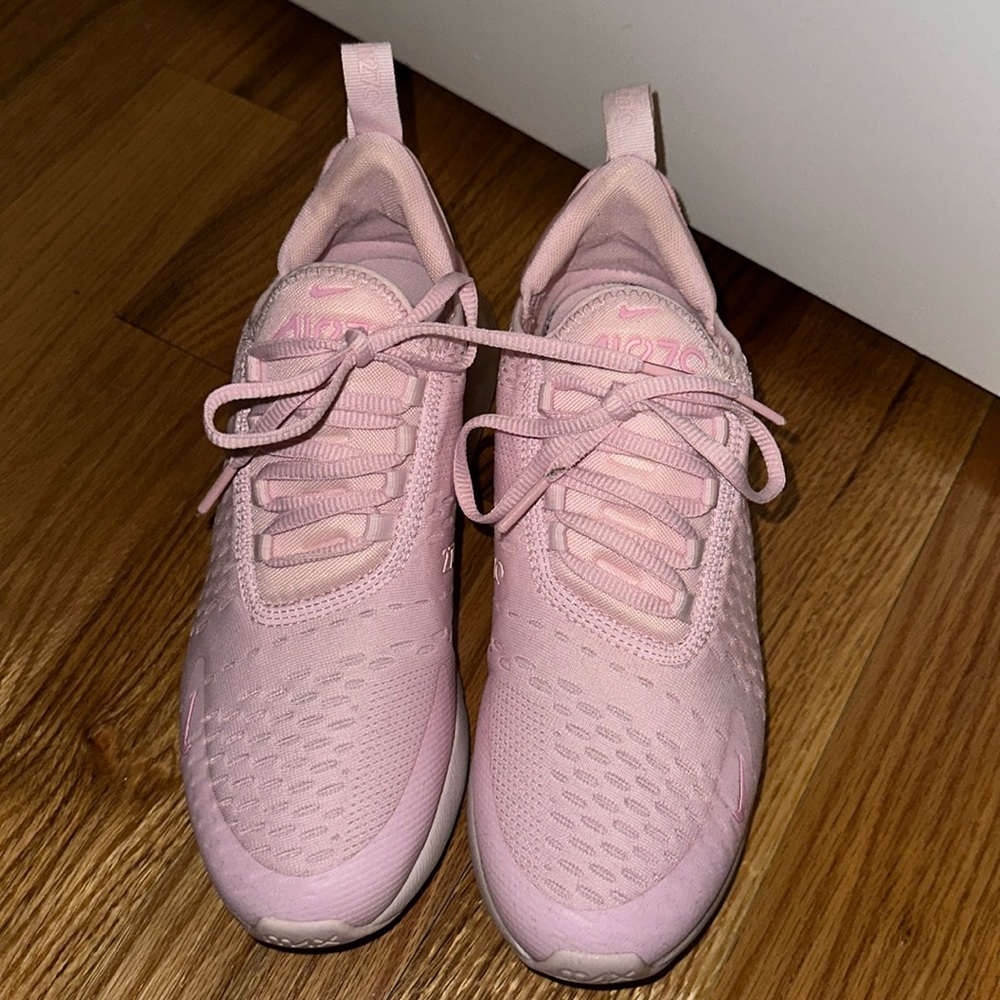 Nike Air Max 270